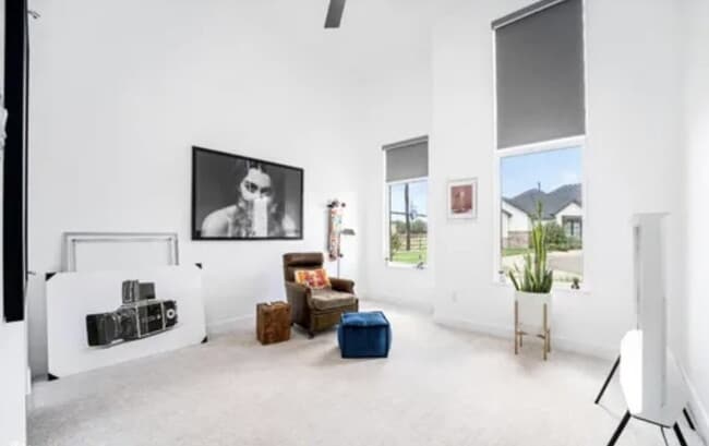 Building Photo - Beautiful 2020 Parade Home in Escondido Ranch
