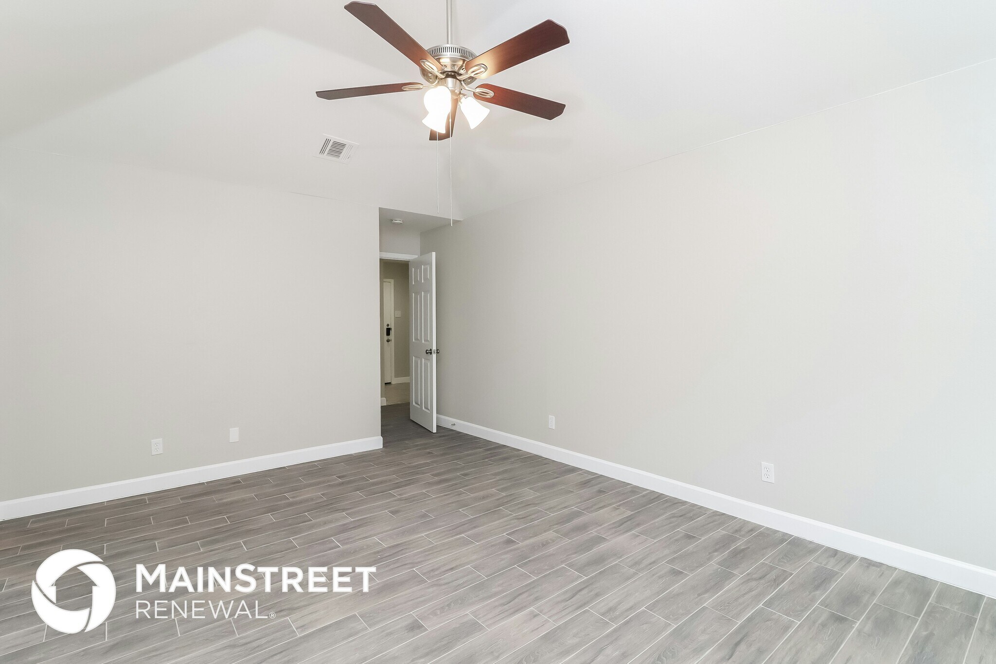 Building Photo - 4003 Bradley Ln