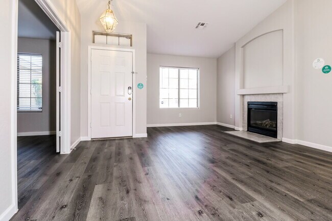 Building Photo - 2201 S 82nd Ln