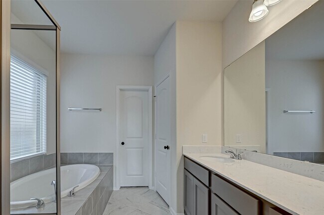 Building Photo - 3467 Tranquil Harvest Trl