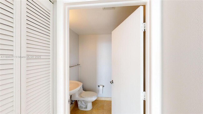 Building Photo - 6365 Collins Ave