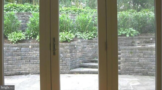 Building Photo - 4306 Kentbury Dr