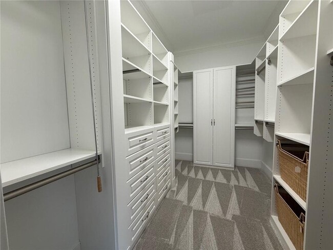 Building Photo - 505 River Valley Rd NW