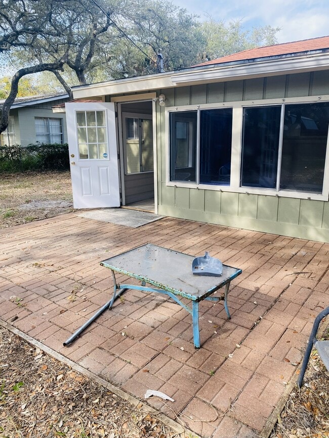 Building Photo - 106 Timber Ln Loop