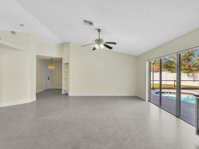 Building Photo - 13400 NW 5th Ct