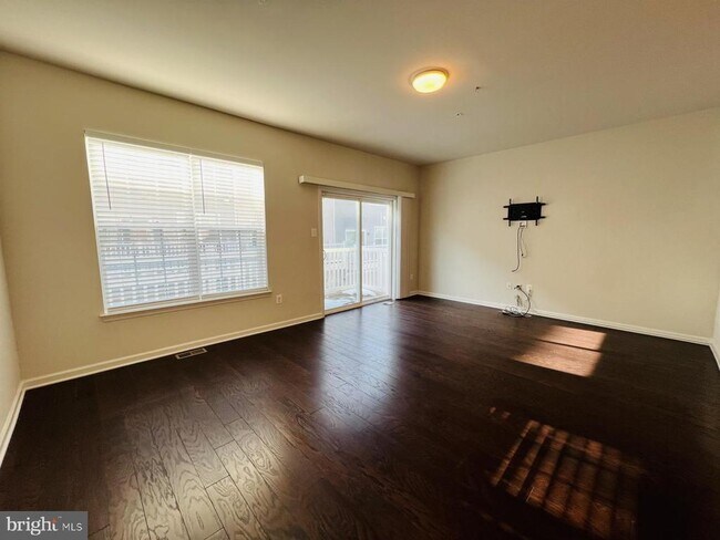 Building Photo - 12909 Brickyard Blvd