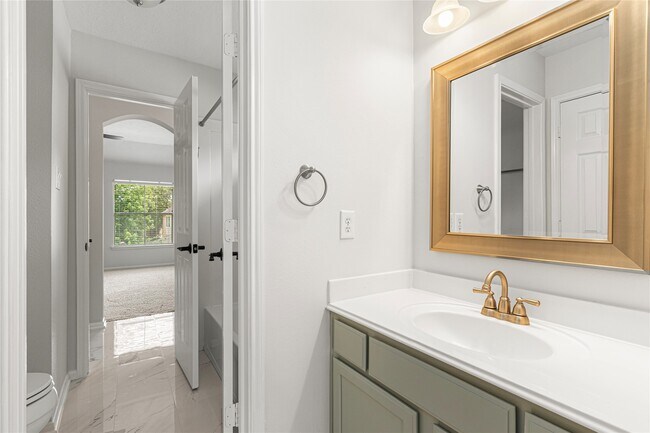 Building Photo - 1807 Rustic Hills Ct