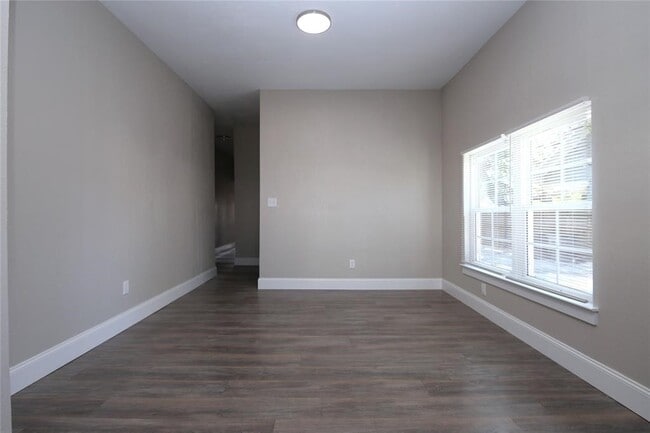 Building Photo - 4445 Rusk St