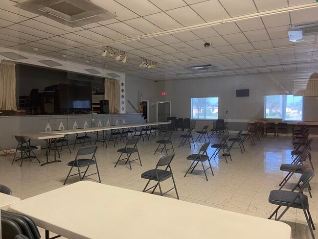 Building Photo - 2723 Dudley Dr W