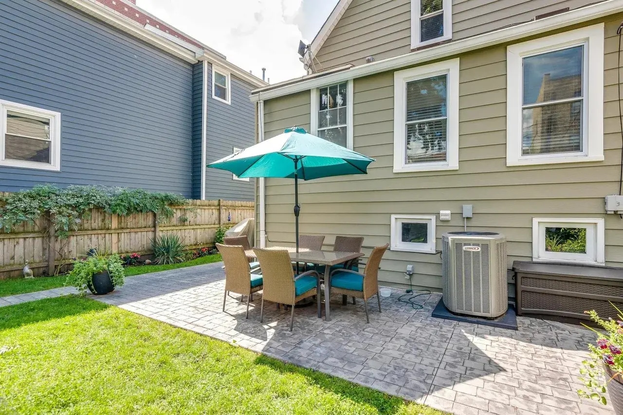 Building Photo - 4021 N Francisco Ave