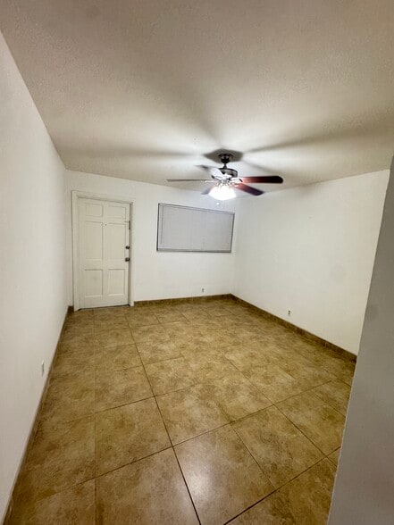 Building Photo - 111 SW 11th Ave