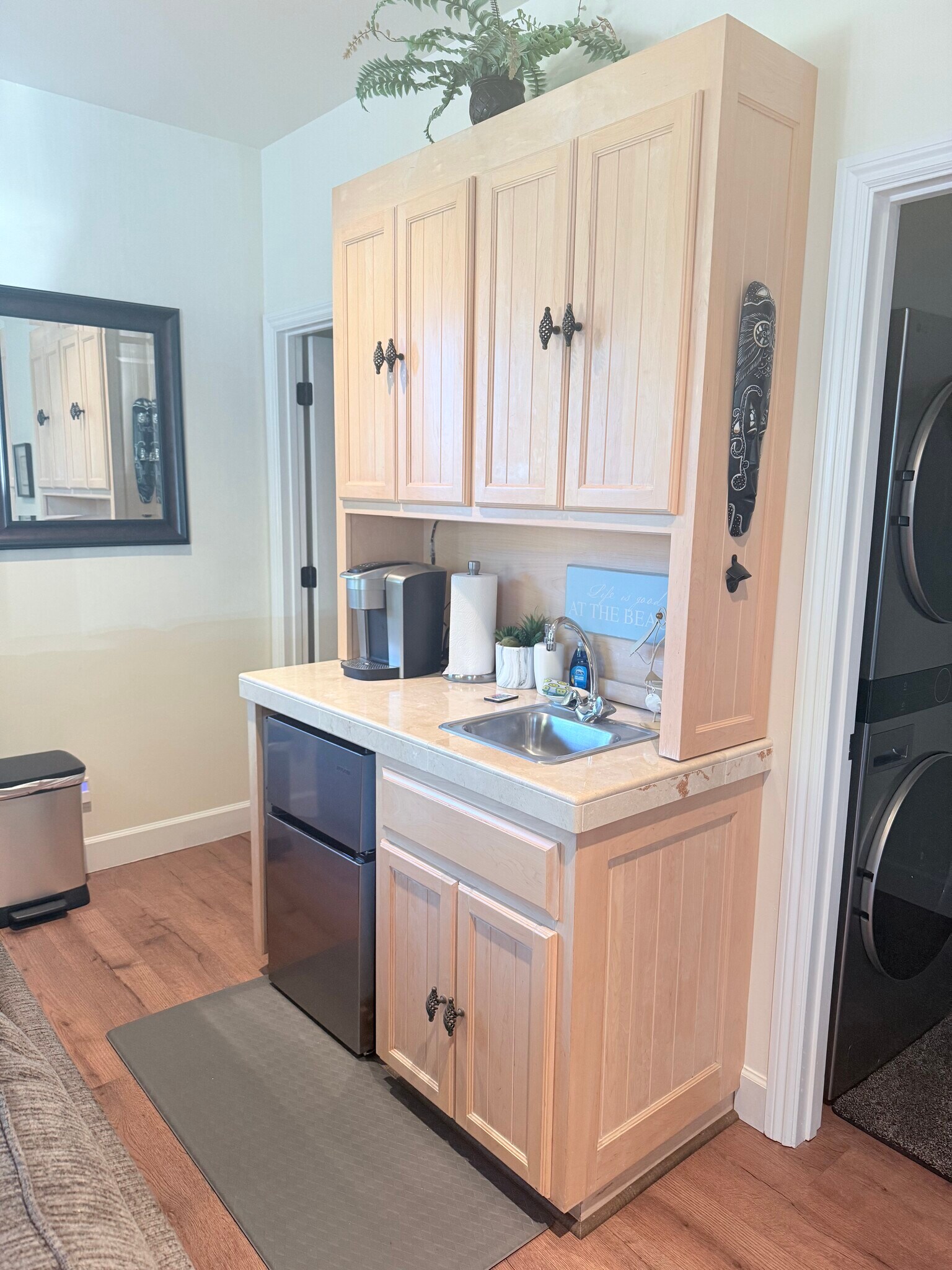 Building Photo - 431 Vista del Mar Dr