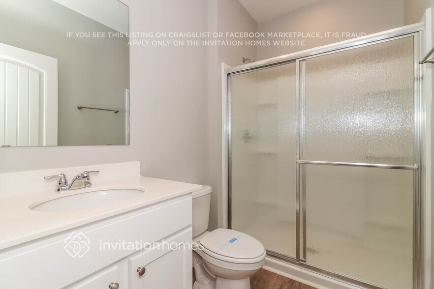 Building Photo - 61 Durana Ln