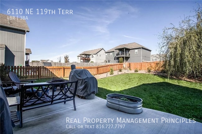 Building Photo - 6110 NE 119th Terrace