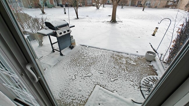 Building Photo - 1644 Orchard Ave