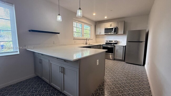 Building Photo - 4765 N Miami Ave