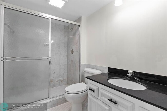 Building Photo - 3500 Galt Ocean Dr