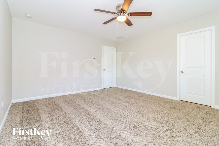 Building Photo - 659 Independence Ave