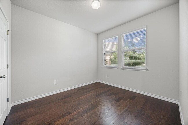 Building Photo - 11924 Gilleland Ln