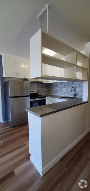 Building Photo - 14882 Randall Ave