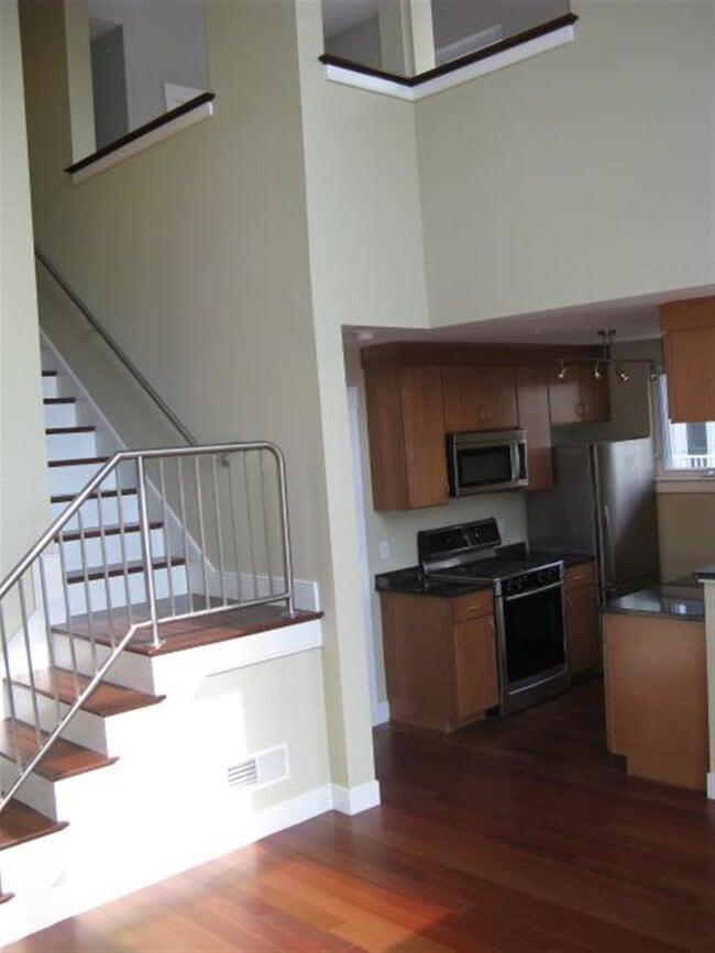 Building Photo - 27 Wheeler St