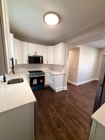 Building Photo - 3853 W Palmer St