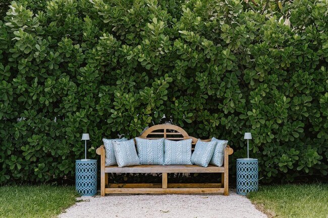 Building Photo - 610 38th St