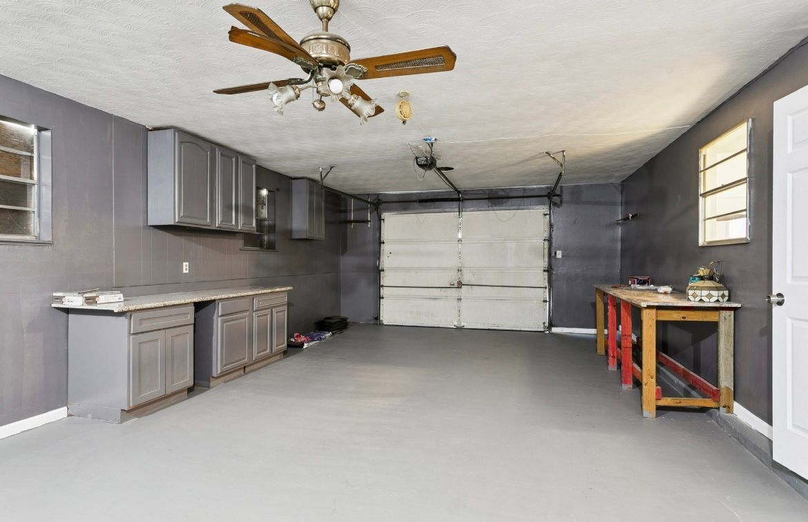 Building Photo - 7928 Edward St