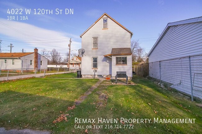 Building Photo - 4022 W 120th St., DN, Cleveland- Spacious ...