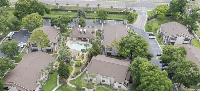 Building Photo - Beautiful Winter Park 2/2 Condo on the first floor x Rent in front of Full Sail !