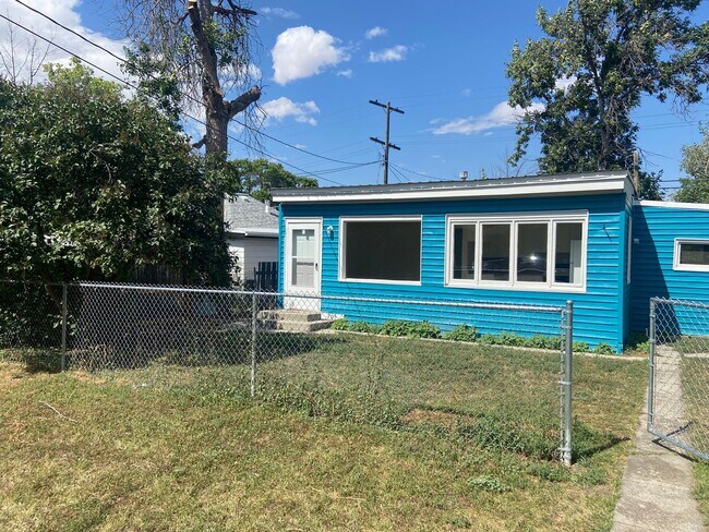 Primary Photo - Advant Properties (2)