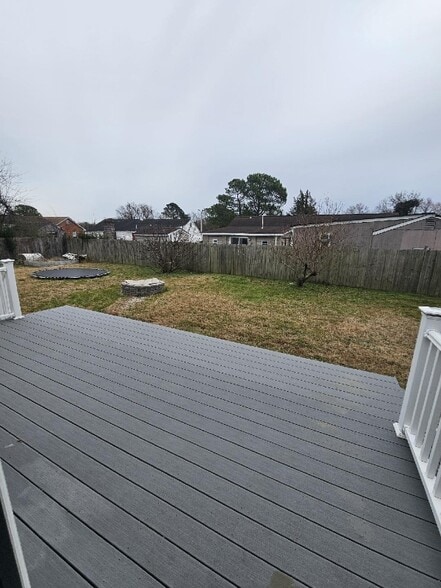 Building Photo - 2929 Hilton Ave