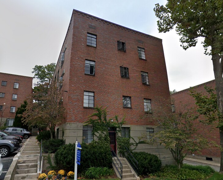 Building Photo - 72 Saint Paul St
