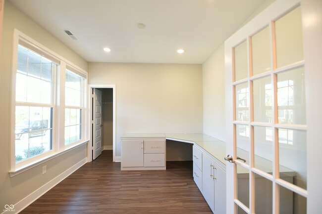 Building Photo - 1567 Jensen Dr