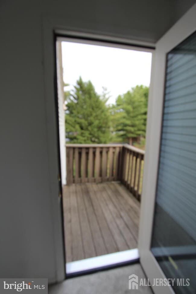 Building Photo - 2114 Aspen Dr