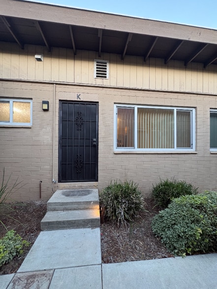 Building Photo - 931 Grand Ave