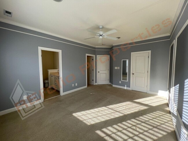 Building Photo - Fresh Paint, New Carpet - Elegant 3 Story ...