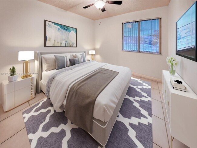 Building Photo - 15701 SW 137th Ave