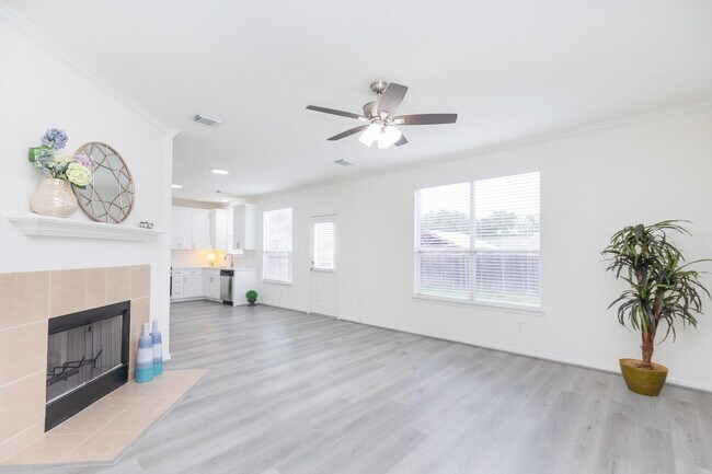 Building Photo - 16626 Pademelon Dr