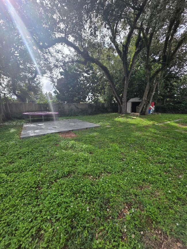 Building Photo - 5626 Freedom St