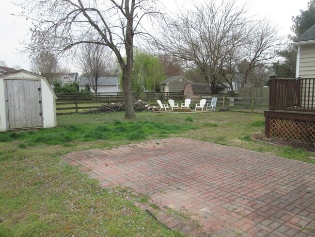 Building Photo - Spacious Four Bedroom Mechanicsville Home ...