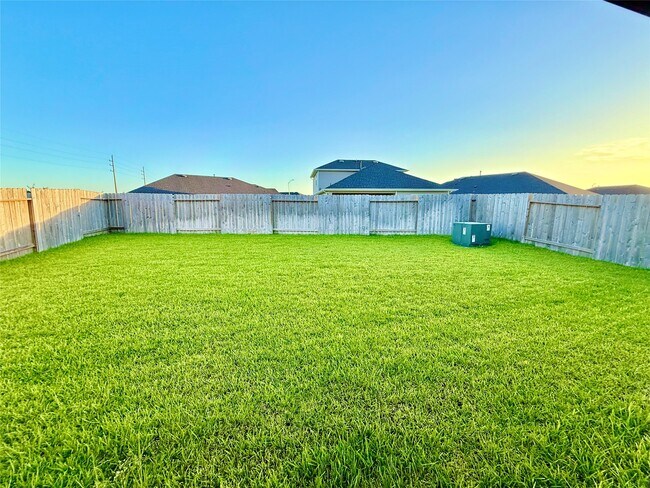 Building Photo - 31611 Farlam Farms Trl