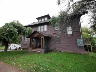 - 404 Hancock St