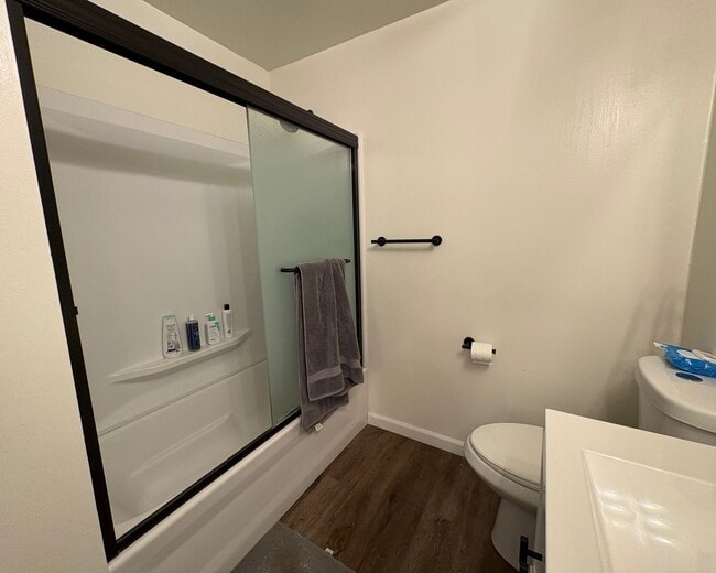 Building Photo - Ventura Living Made Easy – Updated 2 Bed Condo