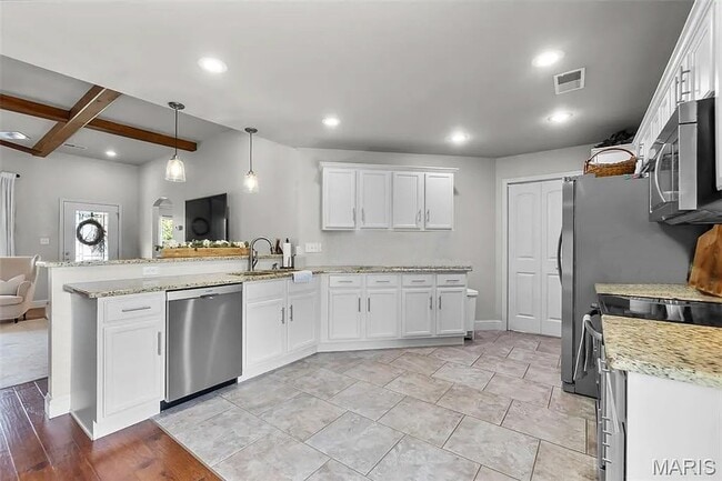Building Photo - Charming Corner-Lot Home in Gordonville