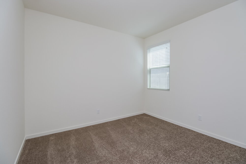 Building Photo - 4227 W Coneflower Ln