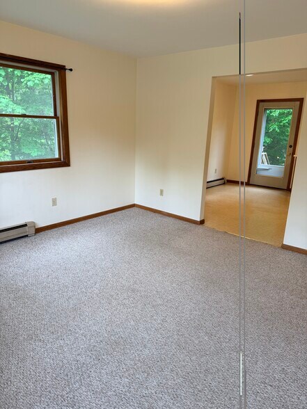 Building Photo - 99 Shirley Cir