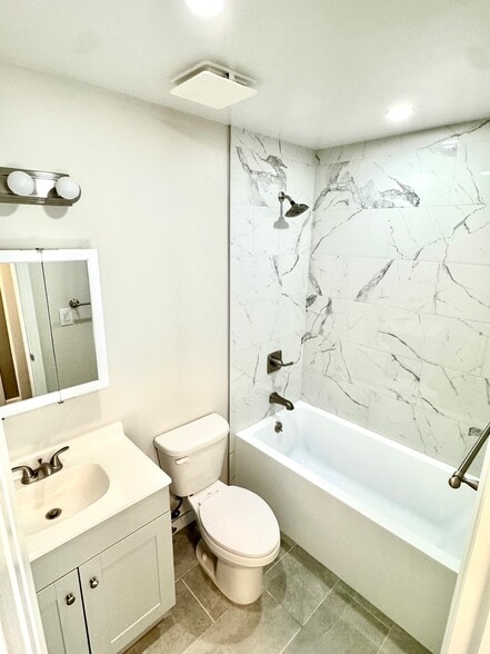 Newly renovated bathroom. - 131 Meridian Blvd