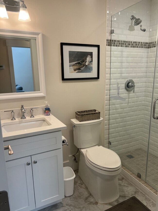 Building Photo - Briarwood Villa - One Level, Golf View
