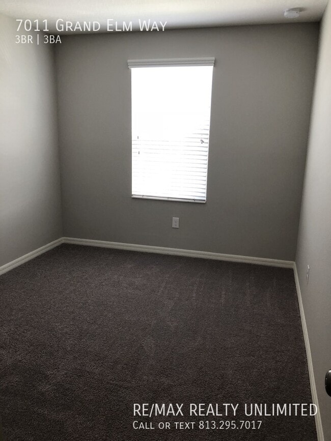 Building Photo - 7011 Grand Elm Dr